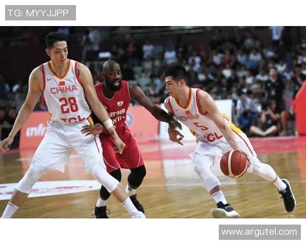 CBA广厦与上海激战现场视频回顾精彩瞬间与精彩表现分析