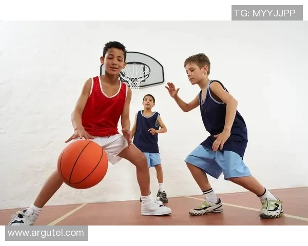 篮球新手必读:提升心理素质的实用技巧与训练方法分享 篮球新手必读:提升心理素质的实用技巧与训练方法分享