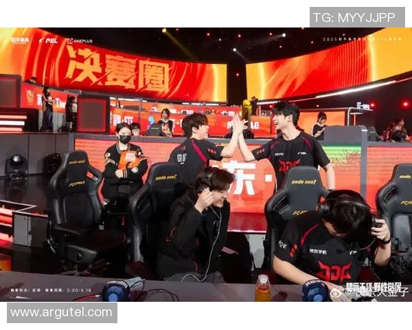 聚焦和平精英赛事中的JDG团队耐力表现与战术分析
