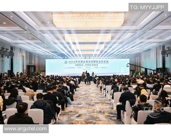 专访周静:探寻足球领域的成功秘诀与未来发展之路 专访周静:探寻足球领域的成功秘诀与未来发展之路